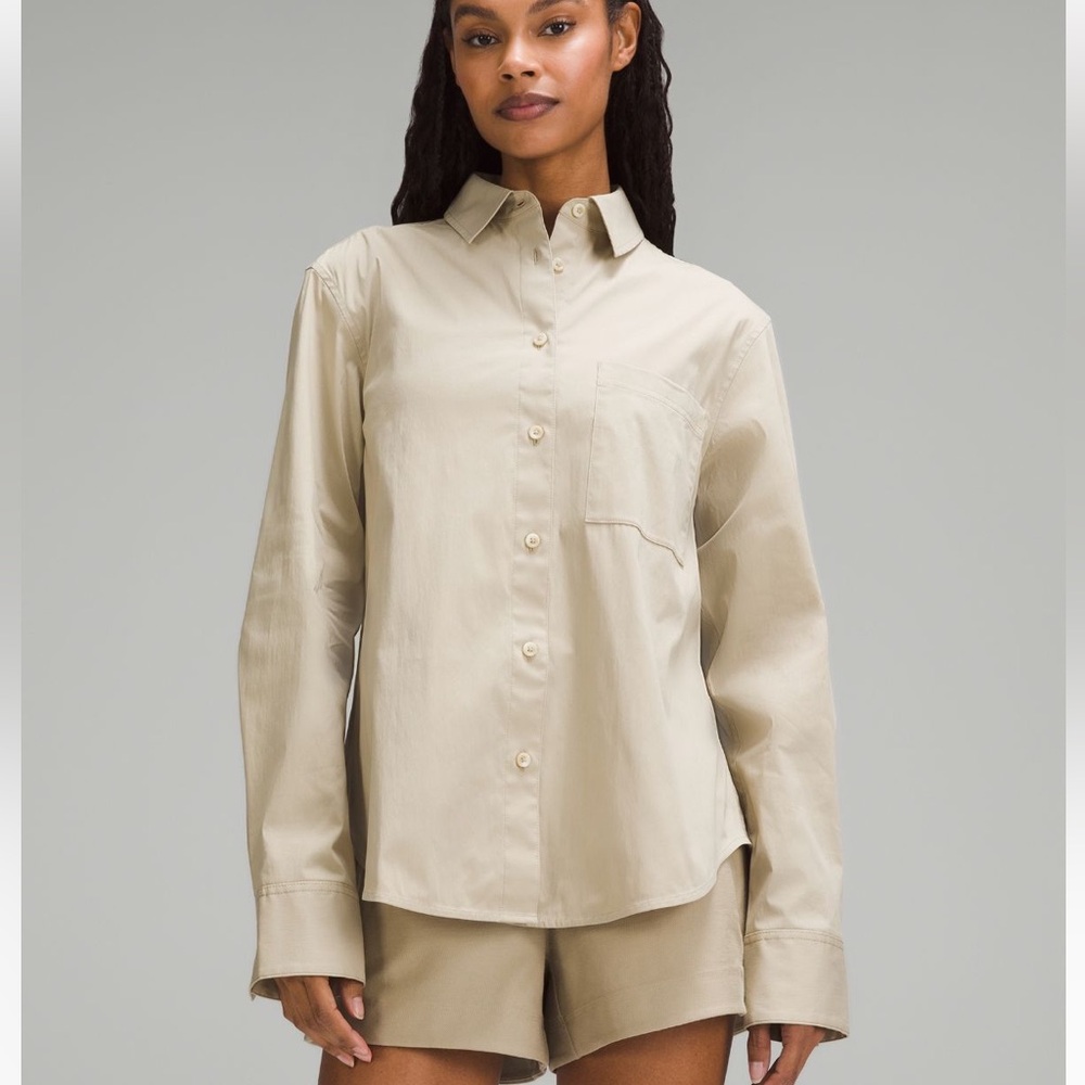 Lululemon NWT 🎉host pick🎉🎈cotton blend poplin button up shirt - Picture 2 of 12